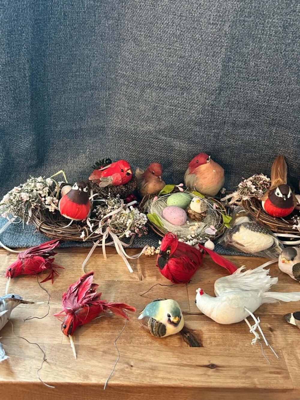 Bulk Lot of 15 VTG Artificial Feather Birds/Hummingbirds/Decor. Grapevine Nests
